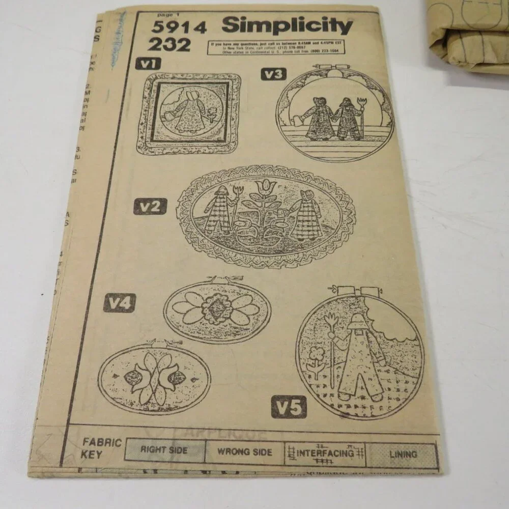 Simplicity 5914 Country style Pillow & Embroidery Hoop Wall Hanging UNCUT Sewing